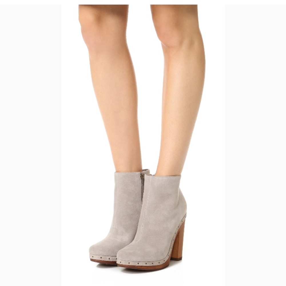 Joie Dewitt bootie!